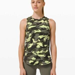 Lululemon Sculpt Tank Heritage Camo Size 8 16.5" PTP